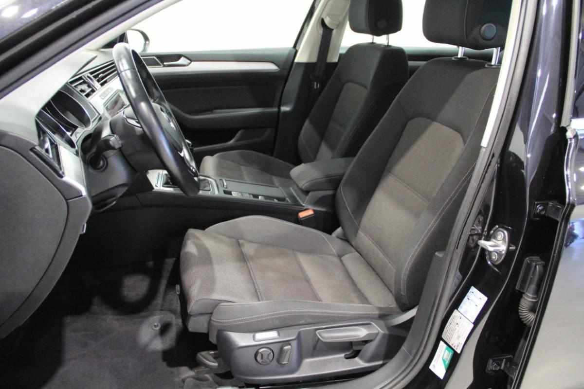 volkswagen-passat-2019-diesel-1598cc