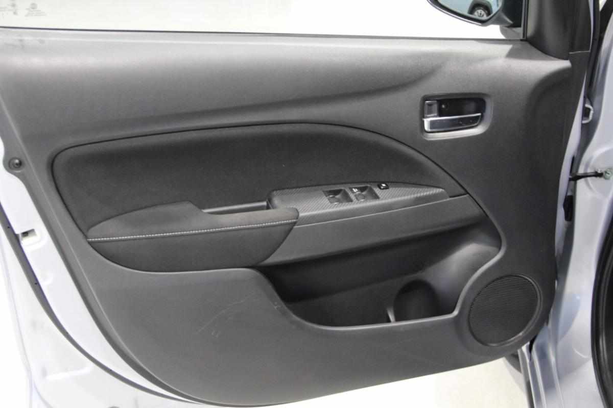 mitsubishi-space-star-1-2-2023-gasolina-1193cc