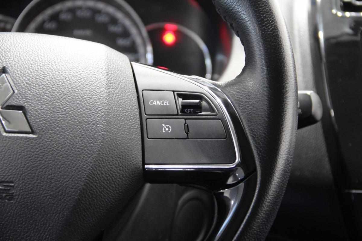 mitsubishi-space-star-1-2-2023-gasolina-1193cc