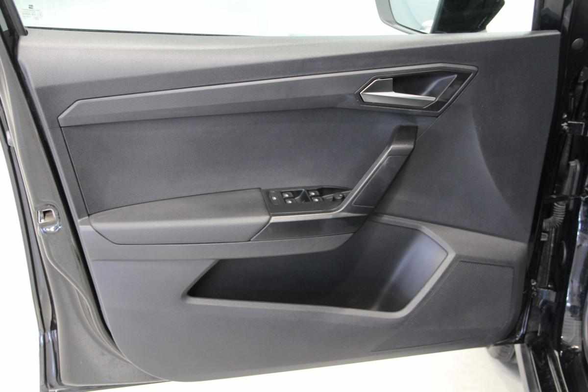 seat-arona-1-0-tsi-2024-gasolina-999cc
