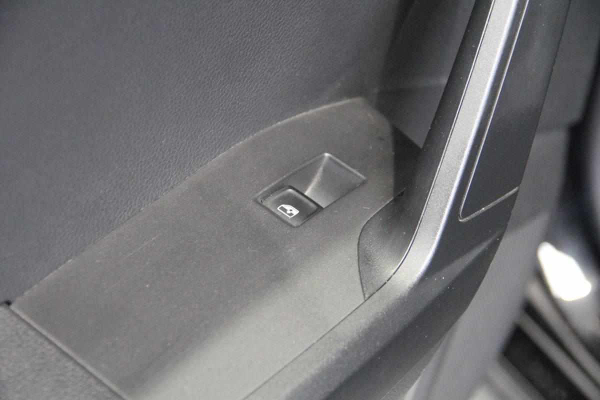 seat-arona-1-0-tsi-2024-gasolina-999cc