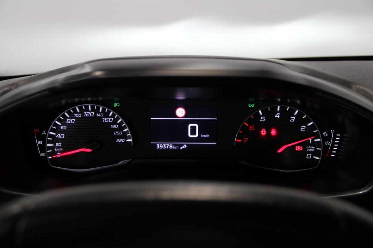 peugeot-208-1-2-puretech-2024-gasolina-1199cc