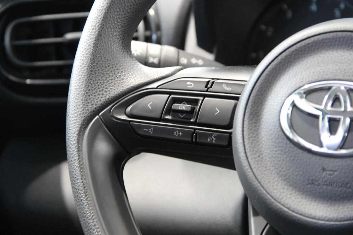toyota-yaris-1-0-vvt-i-2021-gasolina-998cc