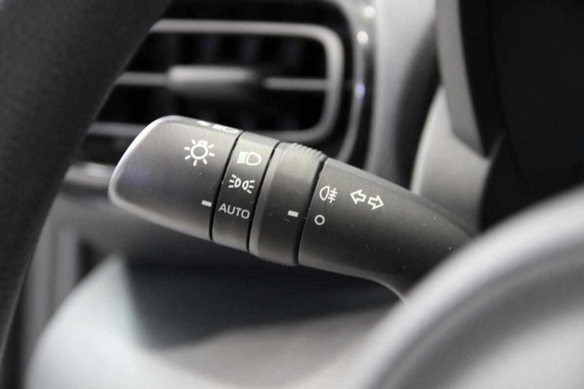 toyota-yaris-1-0-vvt-i-2021-gasolina-998cc