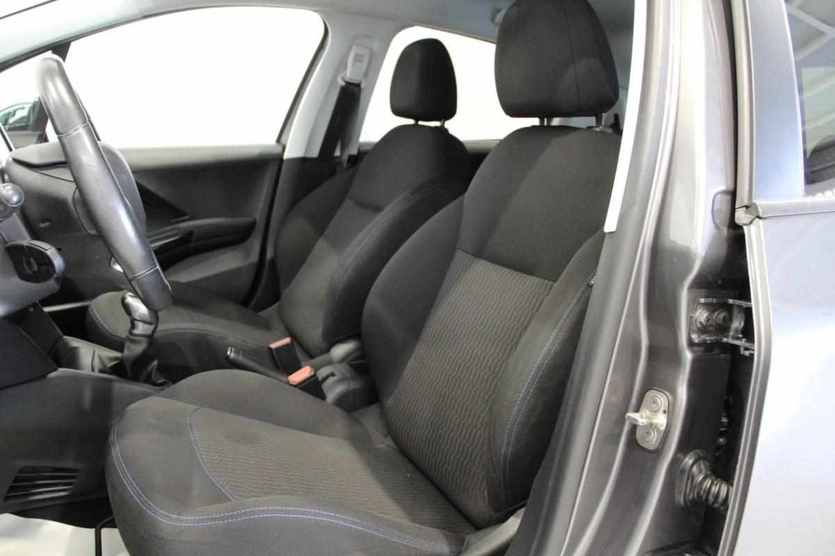 peugeot-208-1-2-vti-2018-gasolina-1199cc