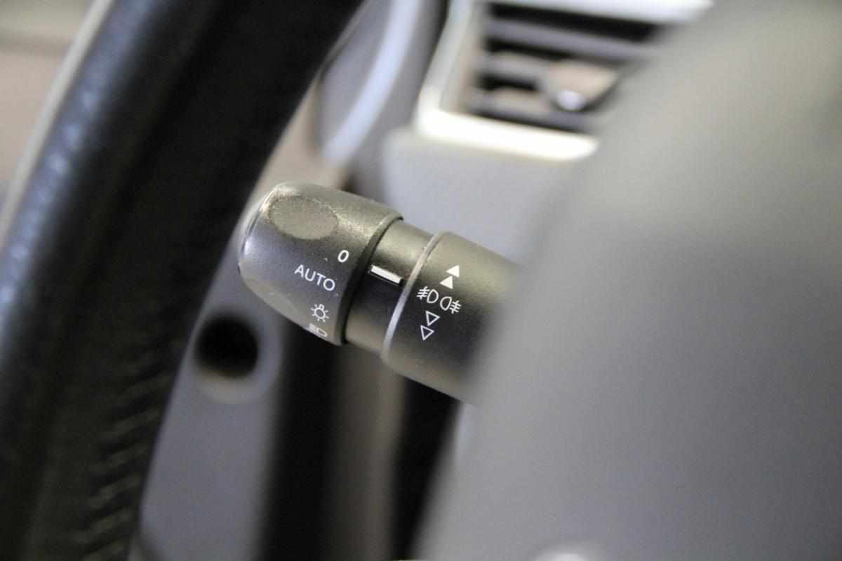 peugeot-208-1-2-vti-2018-gasolina-1199cc
