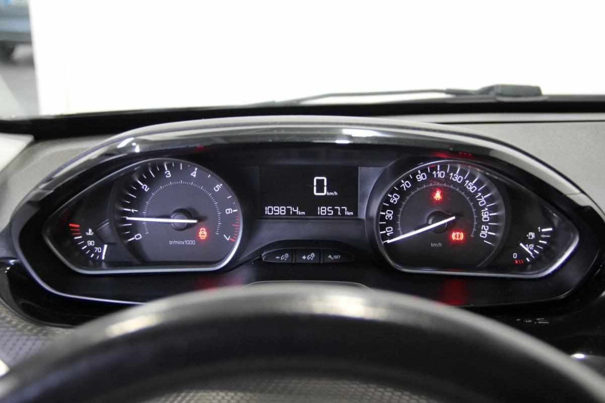 peugeot-208-1-2-vti-2018-gasolina-1199cc