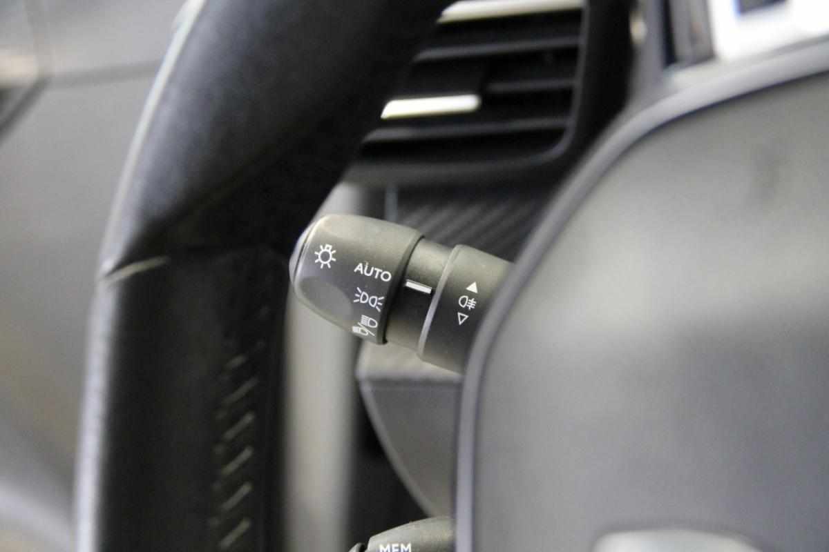 peugeot-208-1-2-puretech-2024-gasolina-1199cc