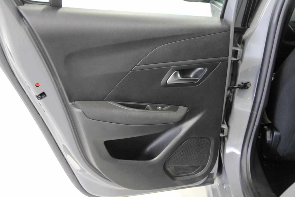 peugeot-208-1-2-puretech-2024-gasolina-1199cc