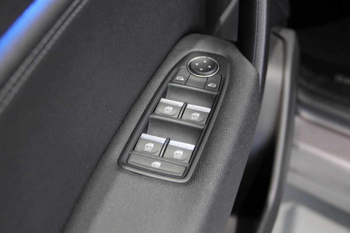 renault-captur-1-3-tce-2023-gasolina-999cc