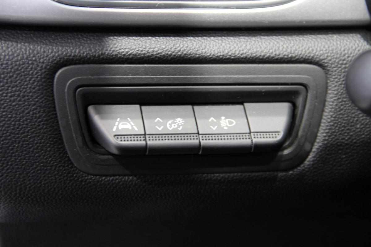 renault-captur-1-3-tce-2023-gasolina-999cc