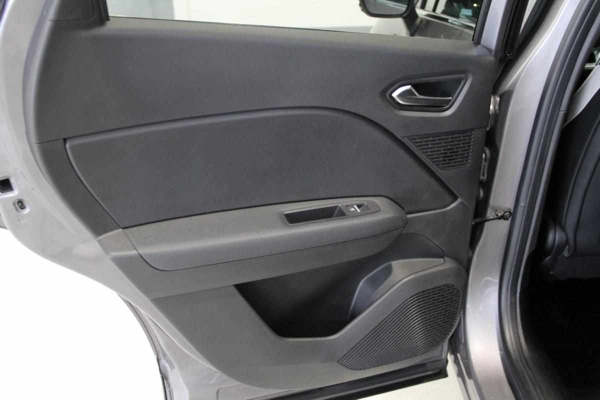 renault-captur-1-3-tce-2023-gasolina-999cc