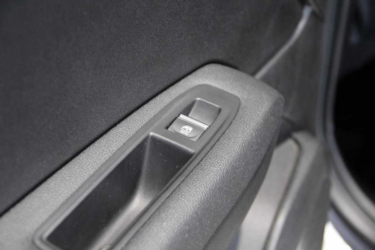 renault-captur-1-3-tce-2023-gasolina-999cc