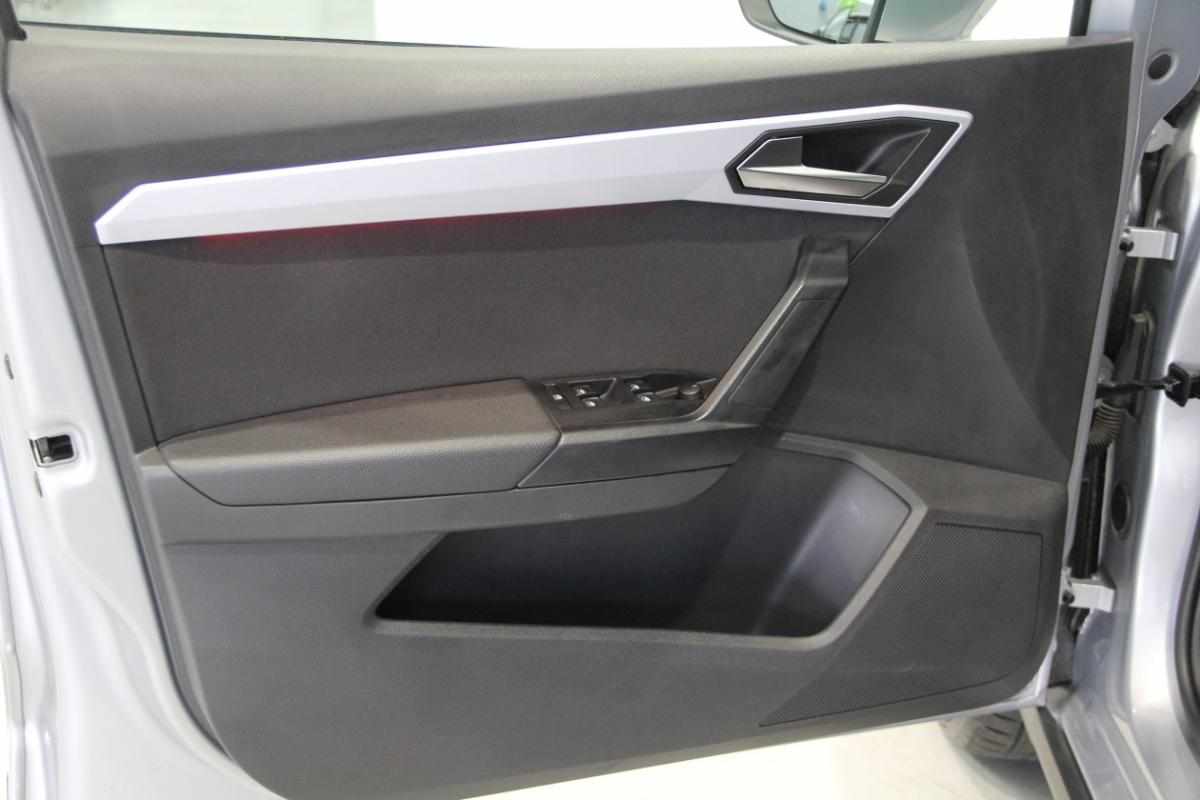 seat-arona-1-0-tsi-2023-gasolina-999cc