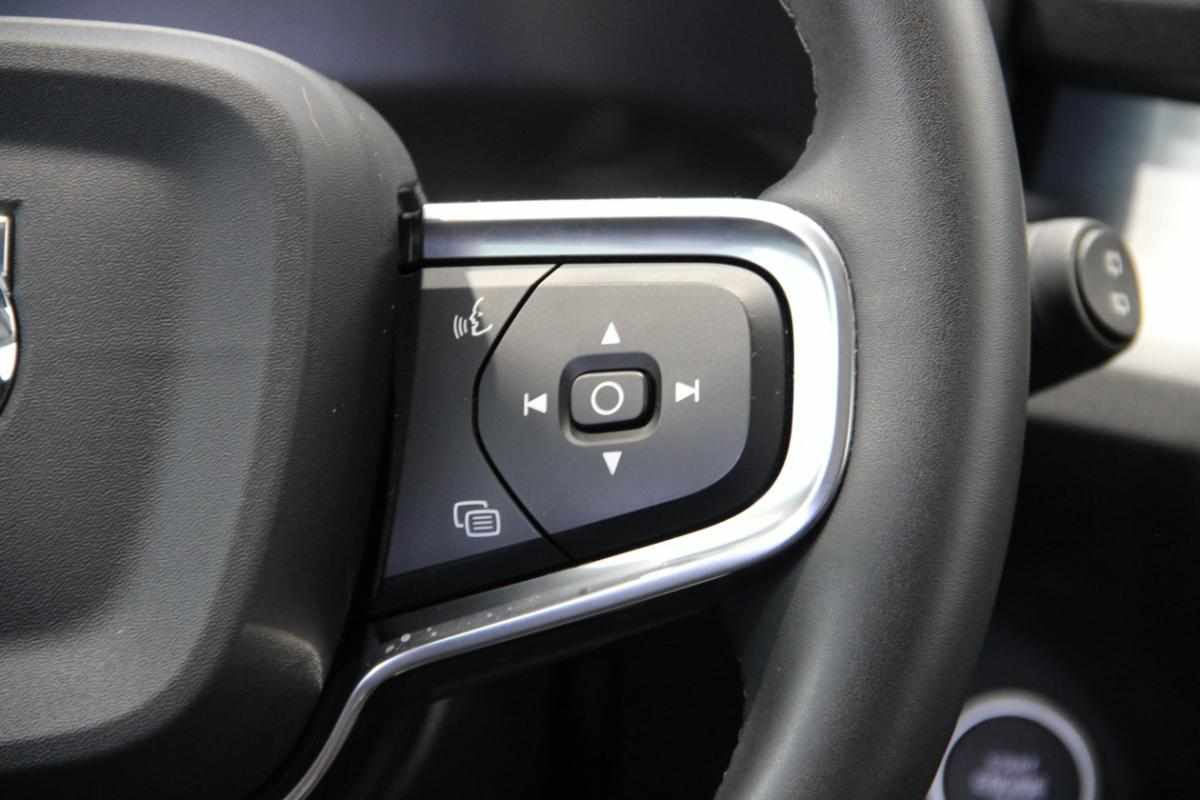 volvo-xc40-t5-twin-engine-recharge-2022-gasolina-1477cc