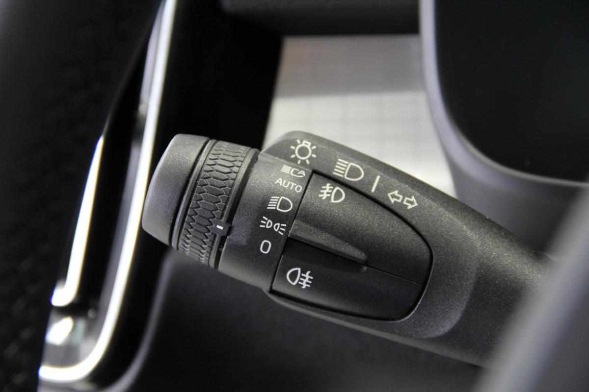 volvo-xc40-t5-twin-engine-recharge-2022-gasolina-1477cc