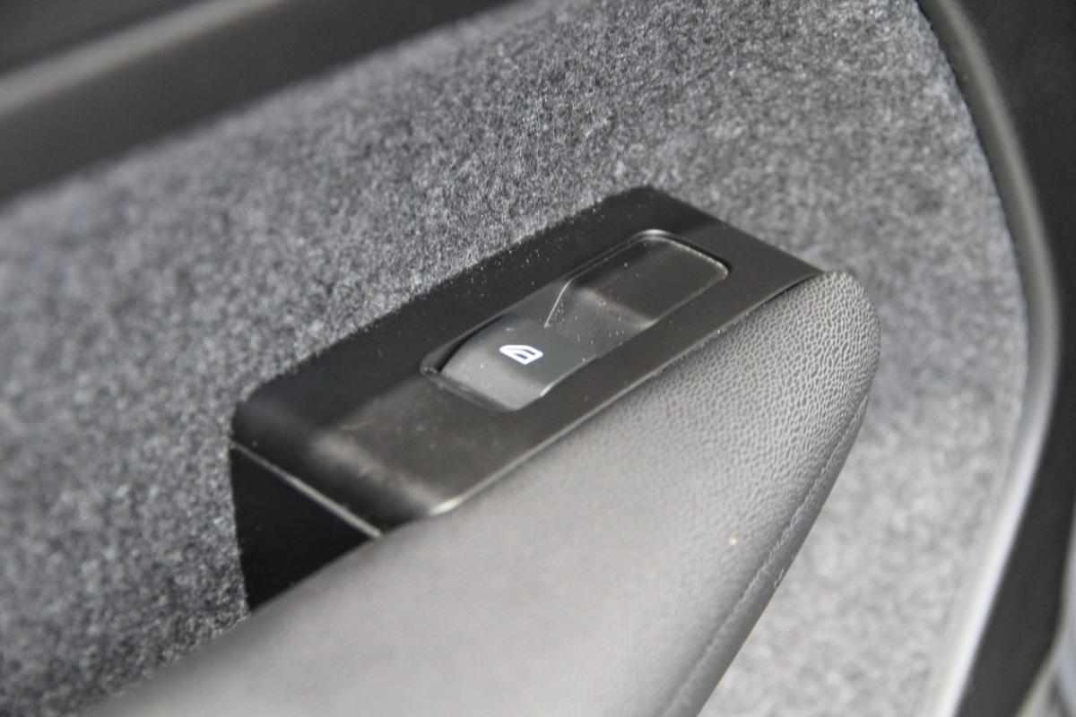 volvo-xc40-t5-twin-engine-recharge-2022-gasolina-1477cc