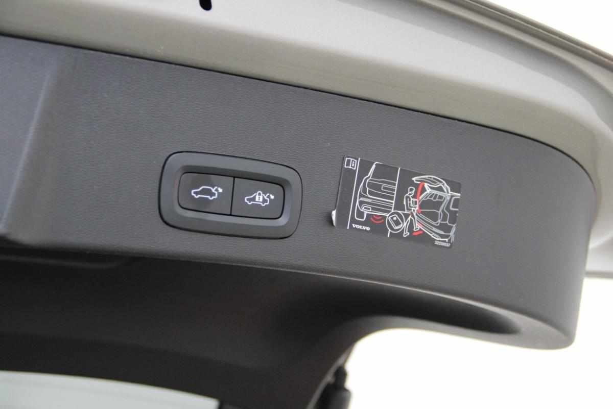 volvo-xc40-t5-twin-engine-recharge-2022-gasolina-1477cc