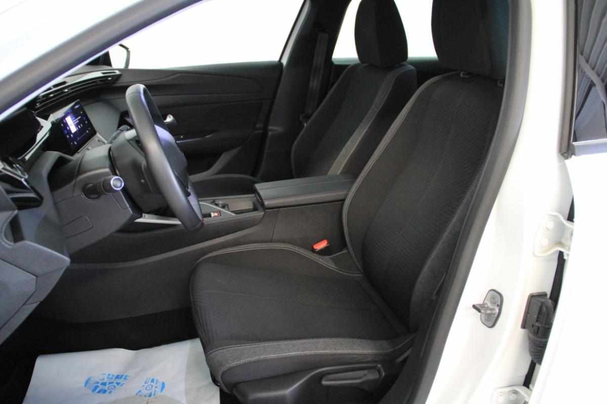 peugeot-308-2022-gasolina-1199cc