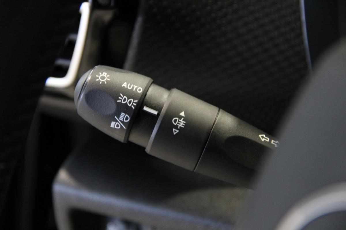 citroen-c4-1-2-hybrid-2025-gasolina-1199cc