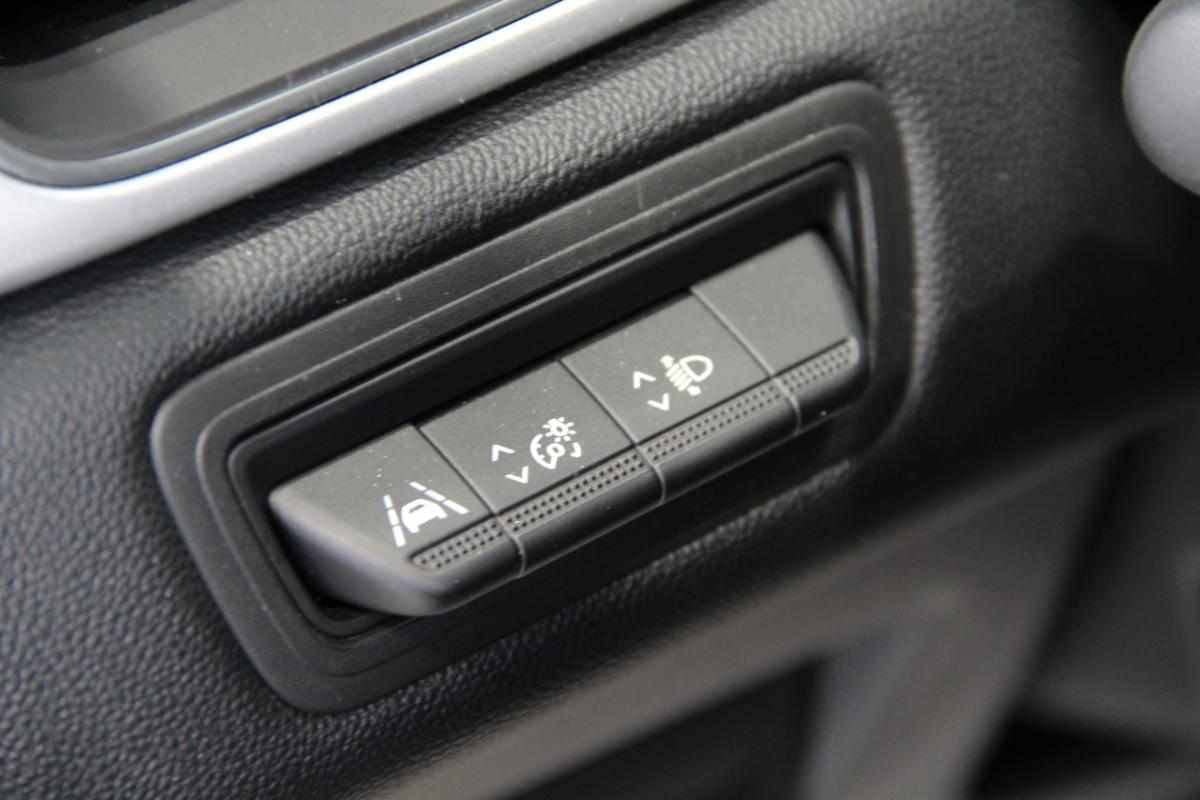renault-captur-1-0-tce-2023-gasolina-1000cc