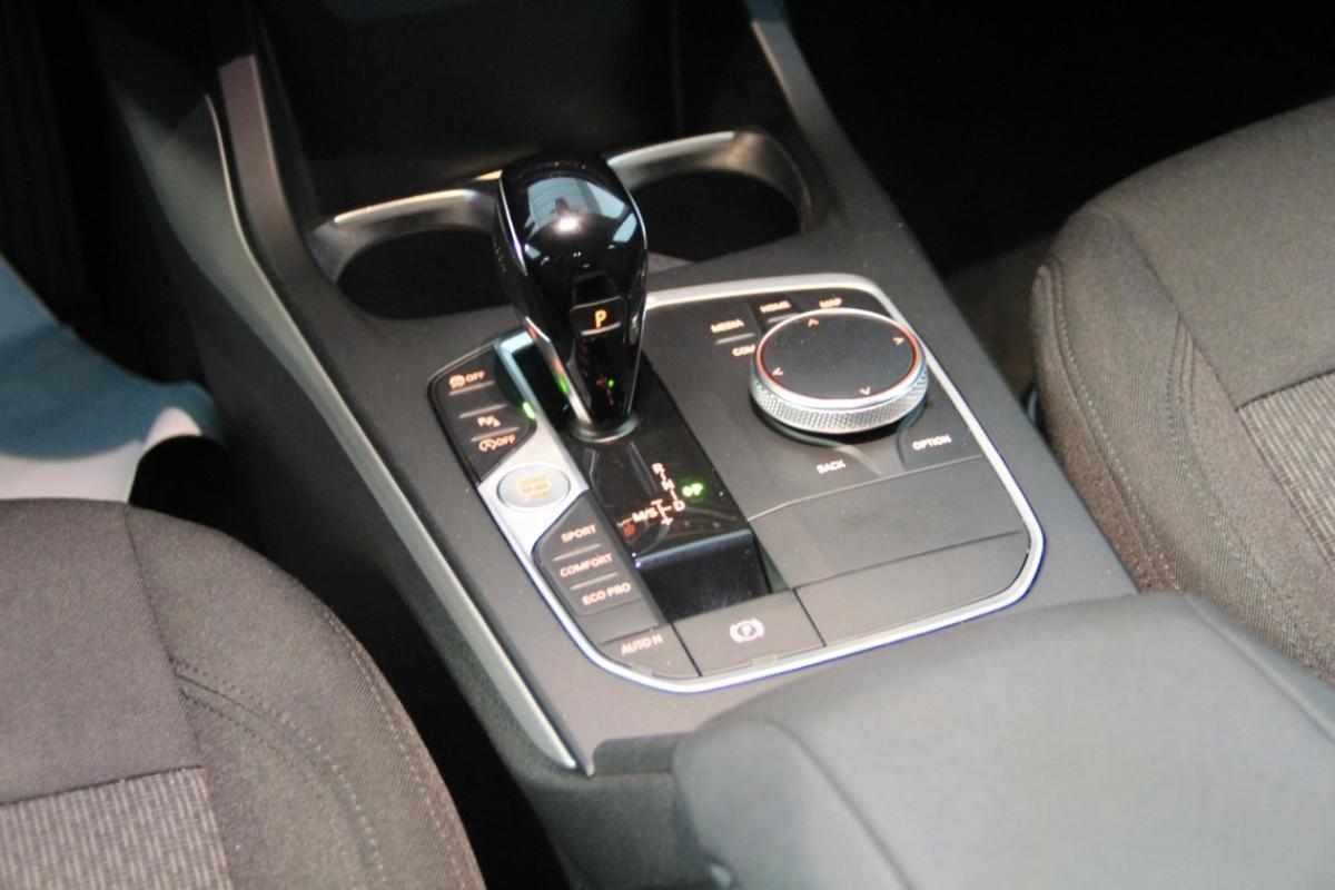 bmw-serie-1-2021-diesel-1496cc
