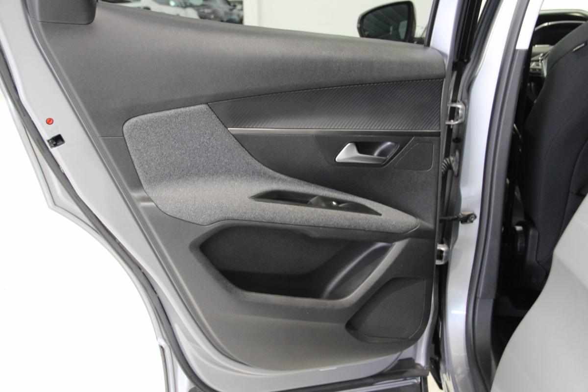 peugeot-3008-1-5-bluehdi-2019-diesel-1499cc