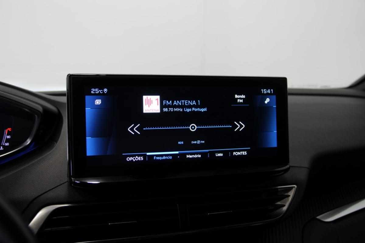 peugeot-3008-1-5-bluehdi-2024-diesel-1499cc