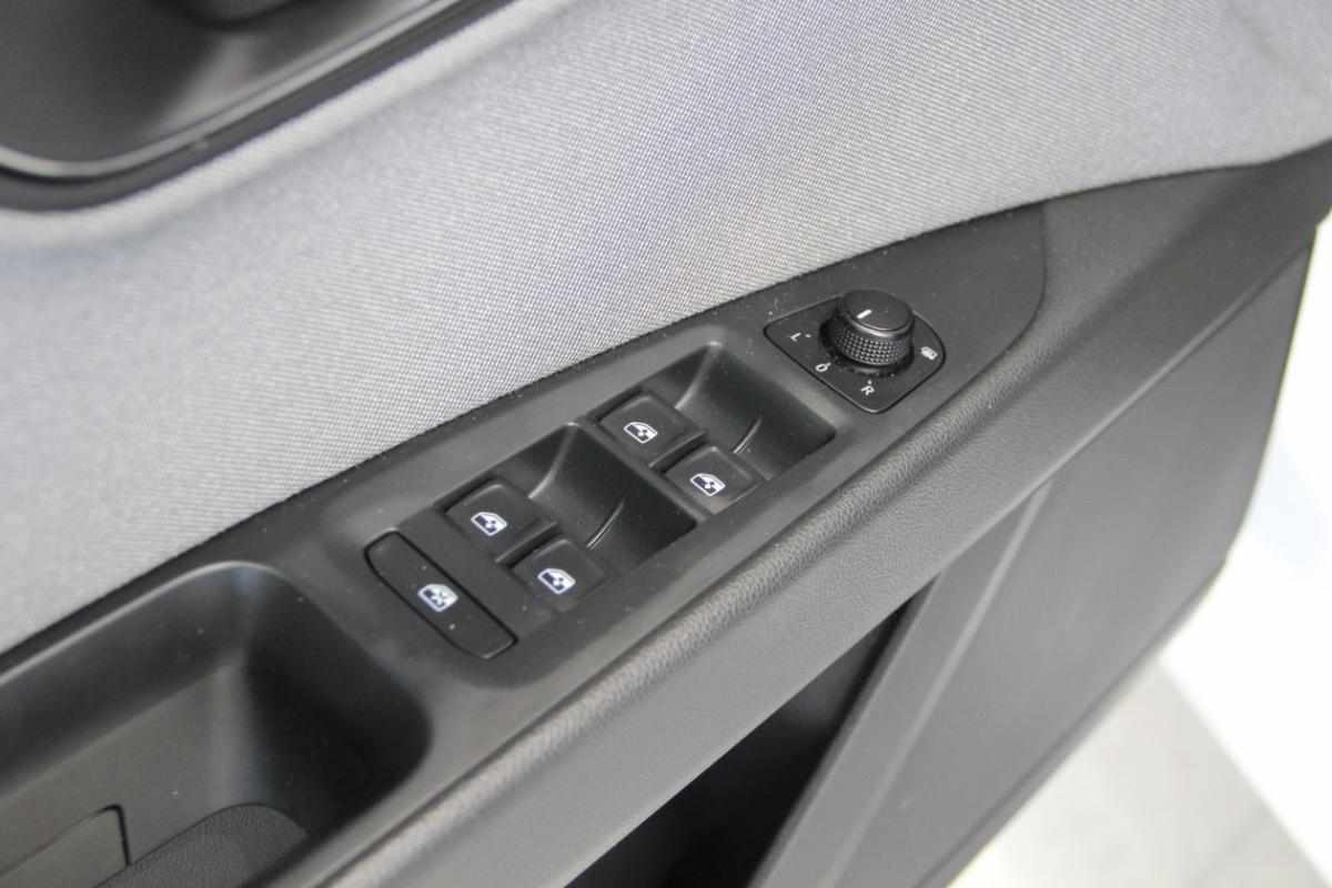 seat-leon-1-0-tsi-2018-gasolina-999cc