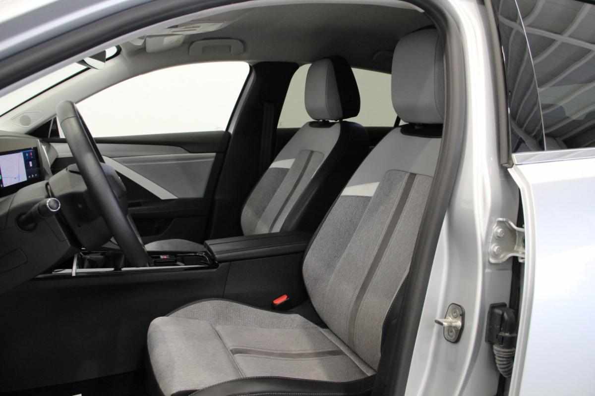 opel-astra-1-2-turbo-2023-gasolina-1199cc