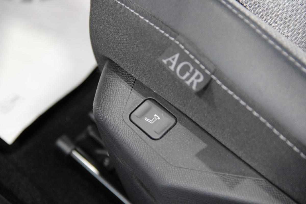 opel-astra-1-2-turbo-2023-gasolina-1199cc