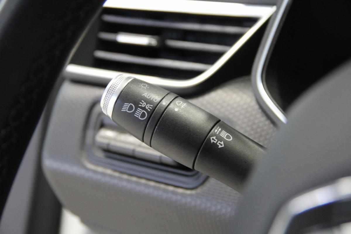 renault-clio-1-5-blue-dci-2021-diesel-1461cc
