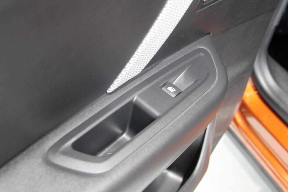 citroen-c4-1-5-bluehdi-2022-diesel-1499cc