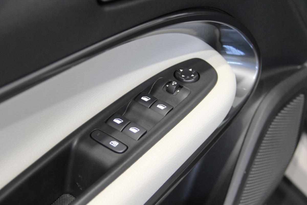 fiat-600-600e-54-kwh-2024-eletrico