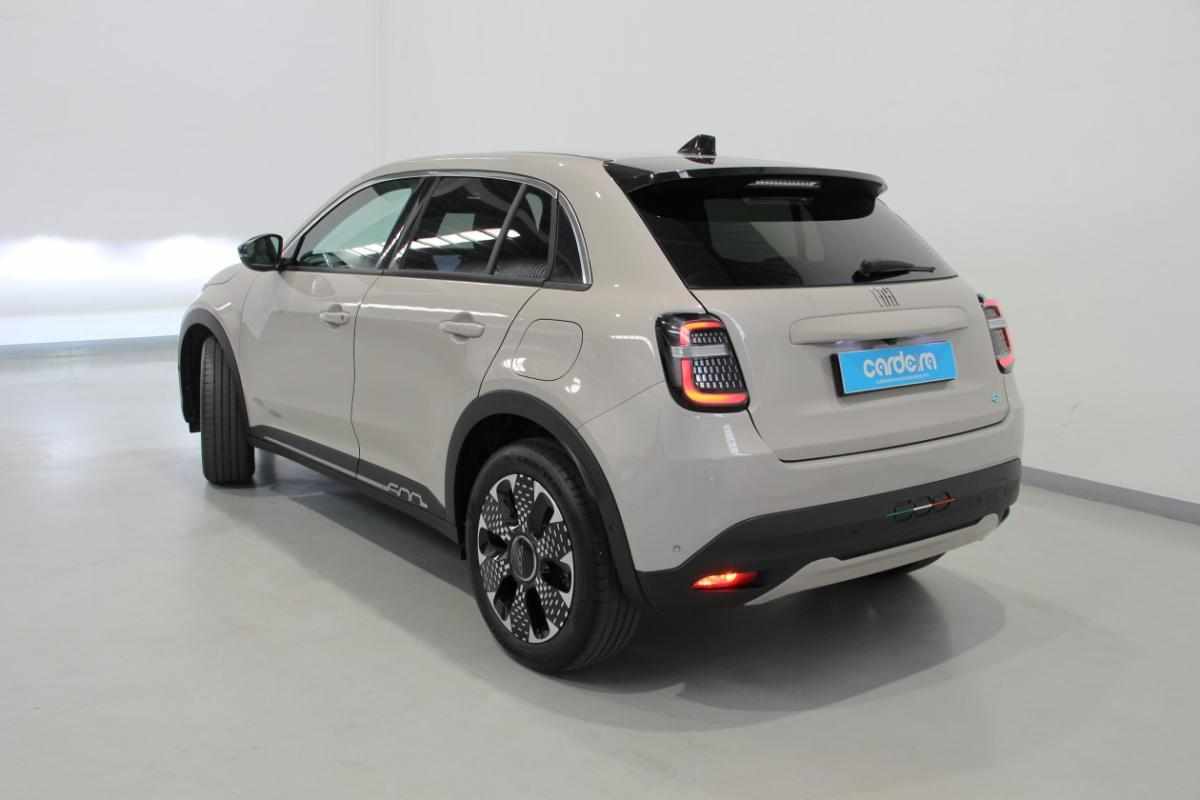 fiat-600-600e-54-kwh-2024-eletrico