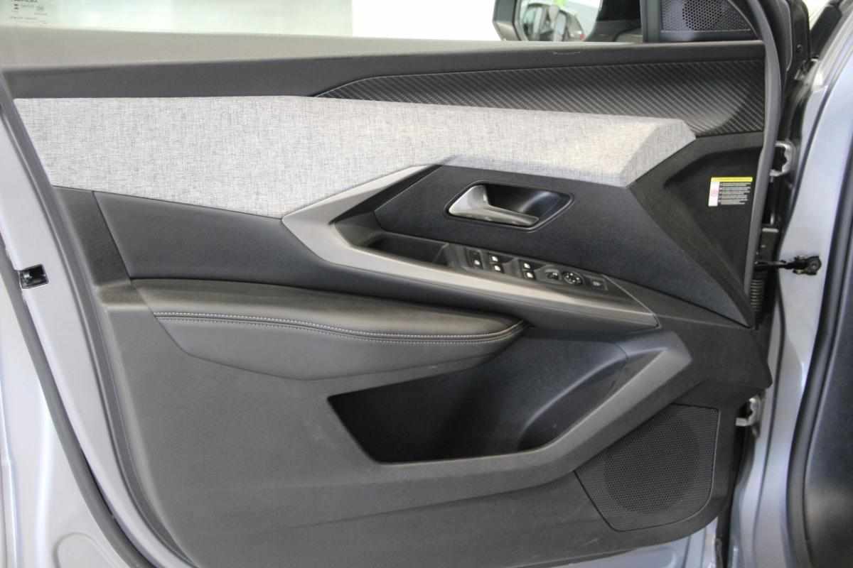 peugeot-3008-1-2-hybrid-2025-gasolina-1199cc