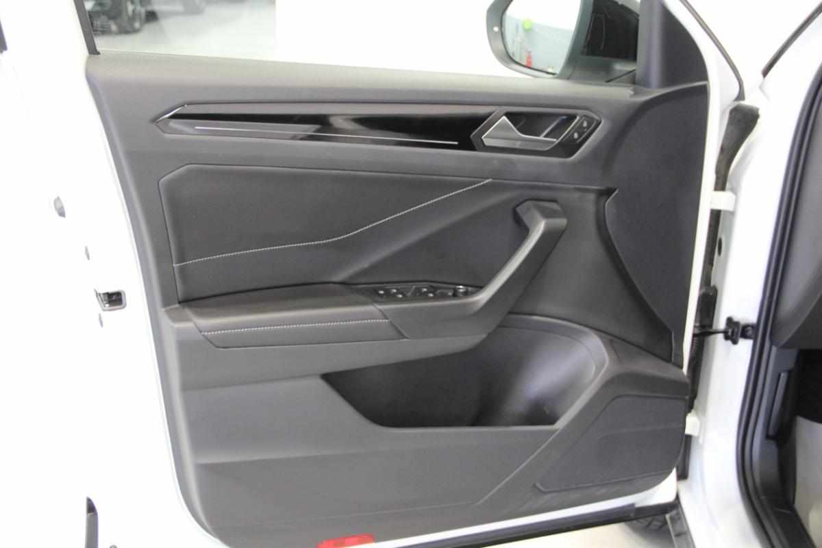 volkswagen-t-roc-1-5-tsi-2025-gasolina-1498cc
