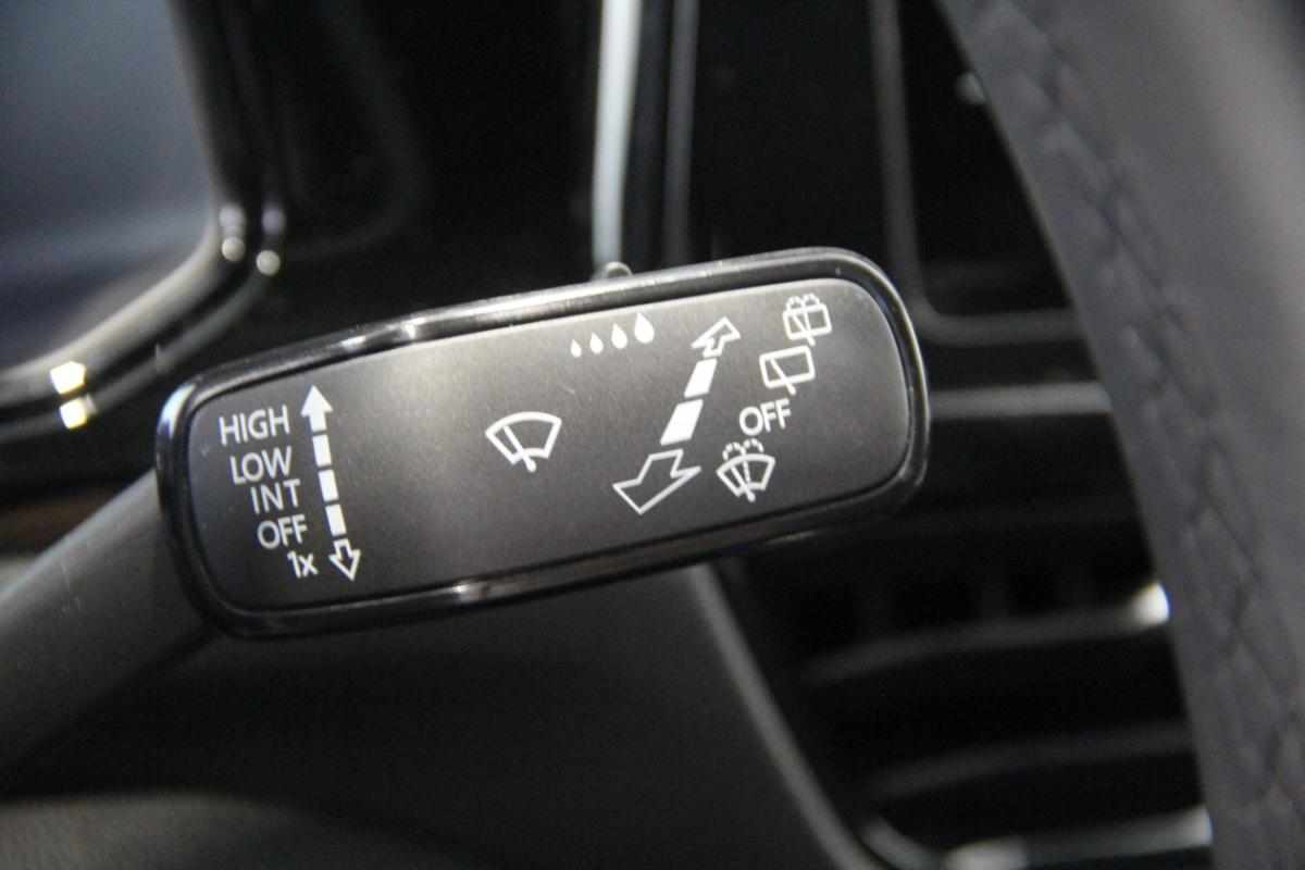 volkswagen-t-roc-1-5-tsi-2025-gasolina-1498cc