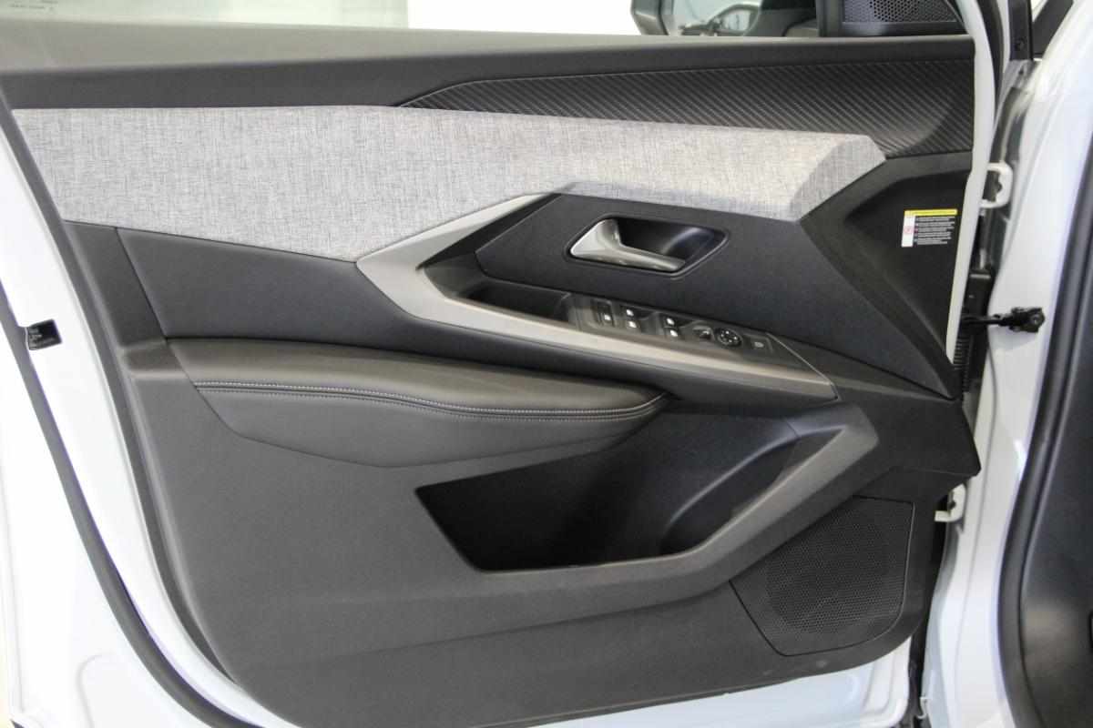 peugeot-5008-1-2-puretech-2025-gasolina-1199cc