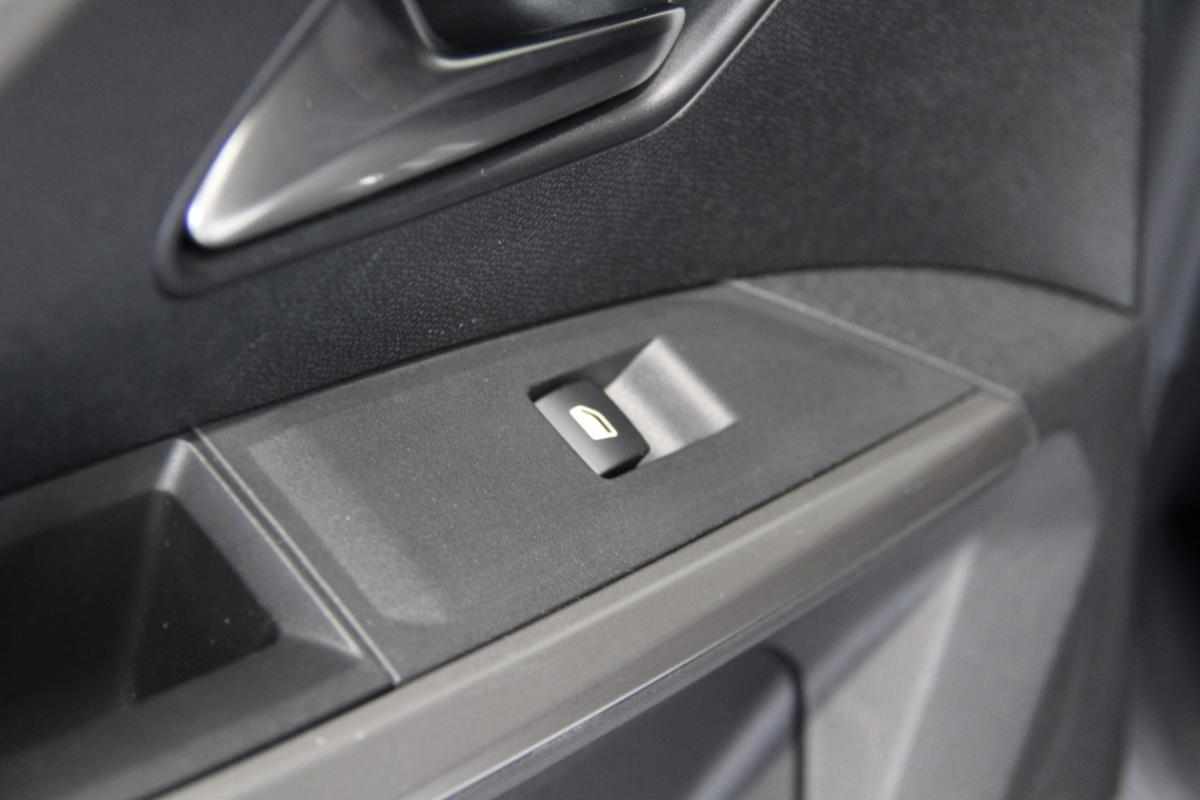 peugeot-5008-1-2-puretech-2025-gasolina-1199cc
