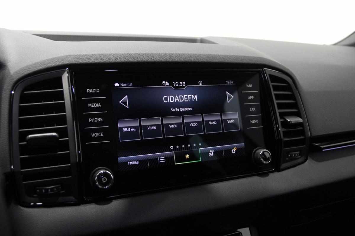 skoda-karoq-1-0-tsi-2025-gasolina-999cc