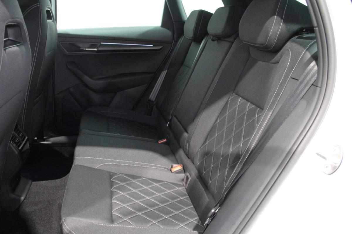 skoda-karoq-1-0-tsi-2025-gasolina-999cc