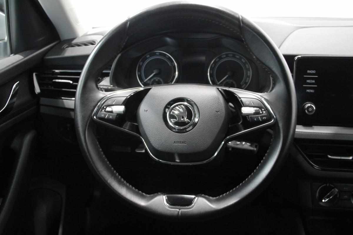 skoda-kamiq-1-0-tsi-2023-gasolina-999cc