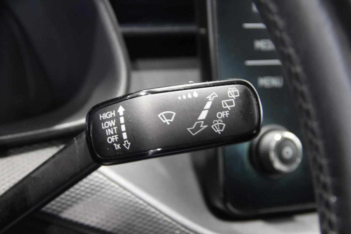 skoda-kamiq-1-0-tsi-2023-gasolina-999cc