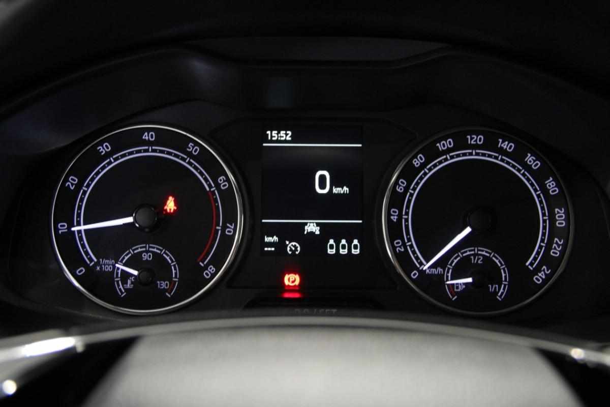 skoda-kamiq-1-0-tsi-2023-gasolina-999cc