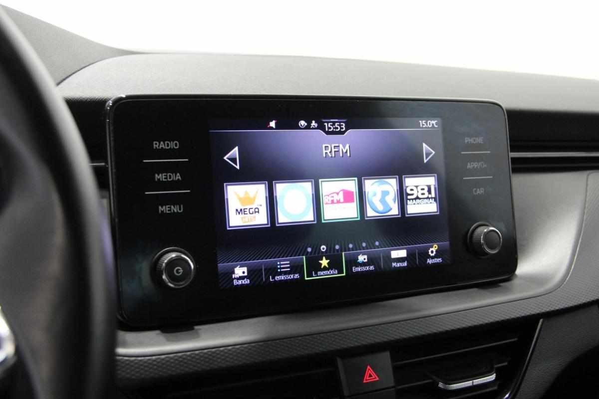 skoda-kamiq-1-0-tsi-2023-gasolina-999cc
