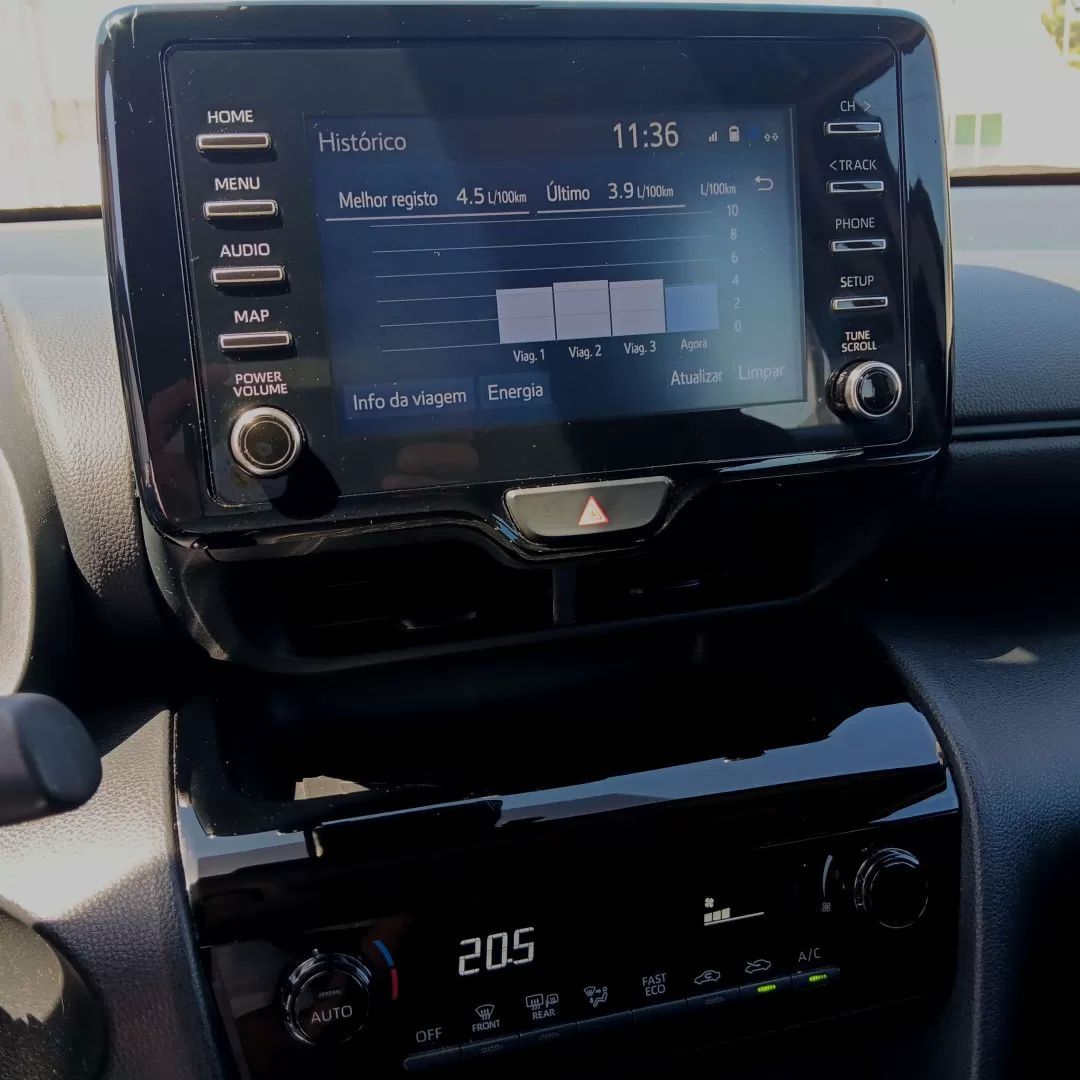 toyota-yaris-cross-2022-hibrido-a-gasolina-1490cc