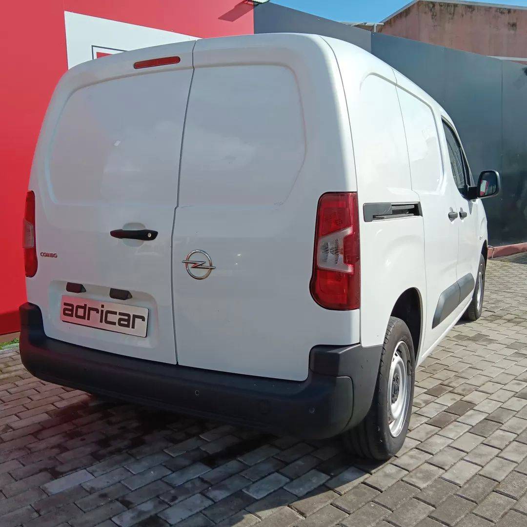 opel-combo-van-2022-diesel-1499cc