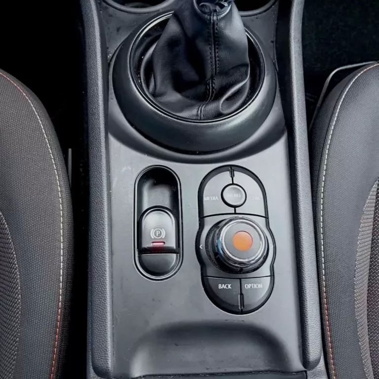 mini-clubman-2018-diesel-1496cc