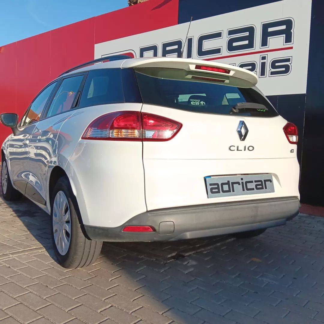 renault-clio-sport-tourer-2015-diesel-1461cc